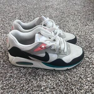 Nike air max shoes